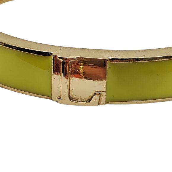 Lemon Yellow Enamel Clamper Initial L Bangle Gold Tone Bracelet Vintage Hinged - Picture 3 of 10